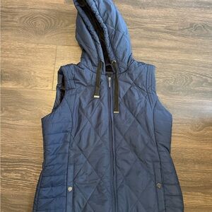 Weatherproof Navy Quilted Hooded Vest